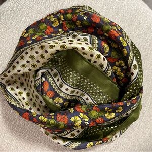 Silk Floral Patterned Scarf in Green and Multicolor